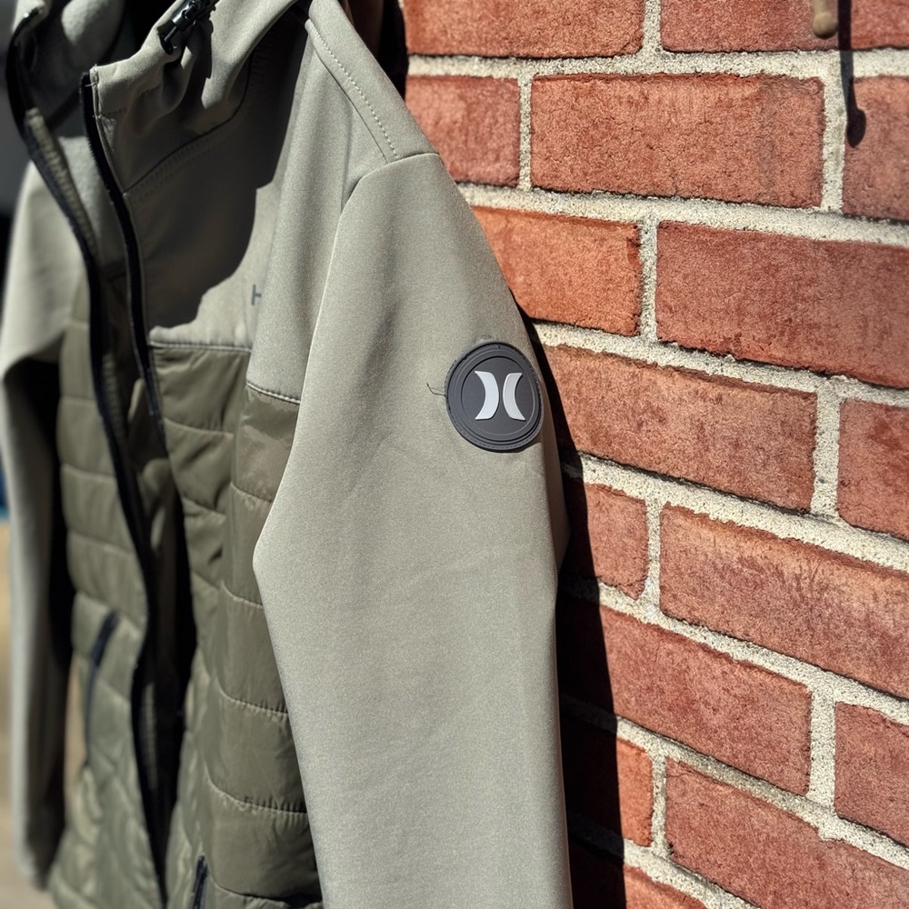 Hurley Green and Gray Hooded Jacket - Picture 5 of 16